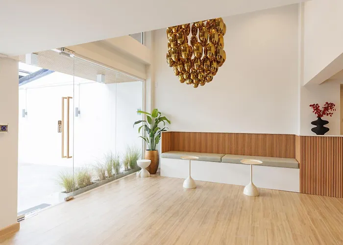 Hotel Takka - Bearing 3*