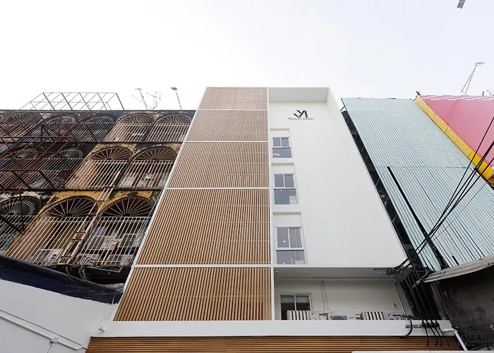 Hotel Takka - Bearing Bangkok