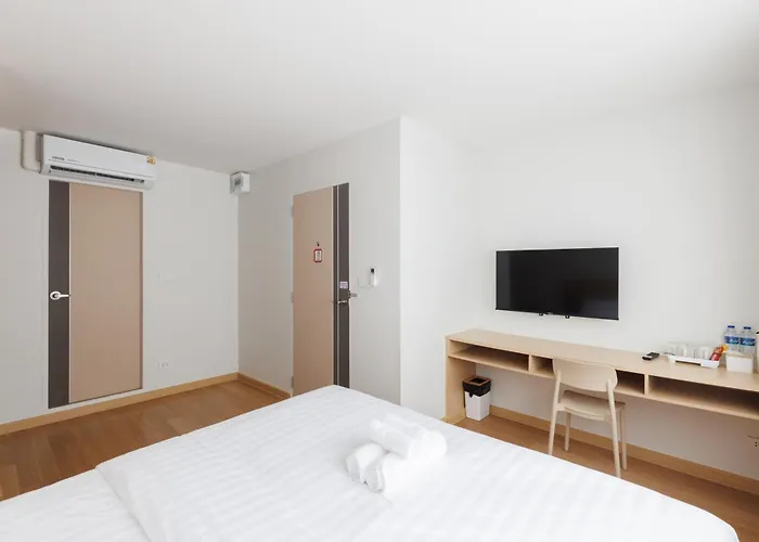 Takka - Bearing Hotel Bangkok