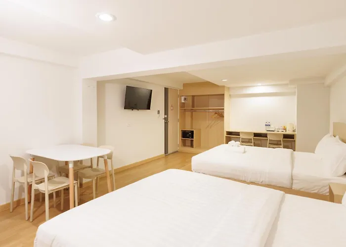 Takka - Bearing Hotel